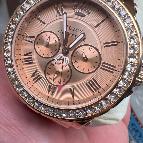 Great Description About Rose Gold Juicy Couture Watch